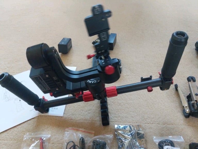 Camera gimbal stabilizer for DSLR and mirrorless camera