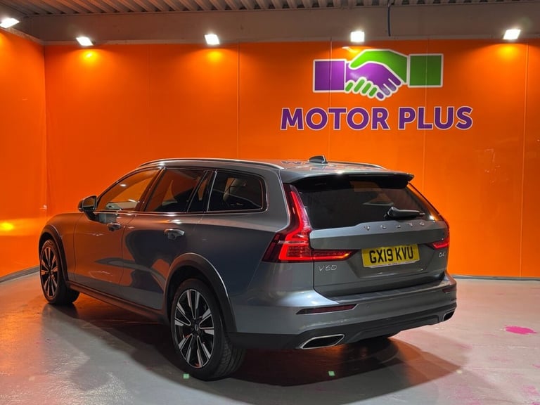 2019 19 VOLVO V60 CROSS COUNTRY 2.0 D4 PLUS ESTATE 5DR DIESEL AUTO AWD EURO 6 (S