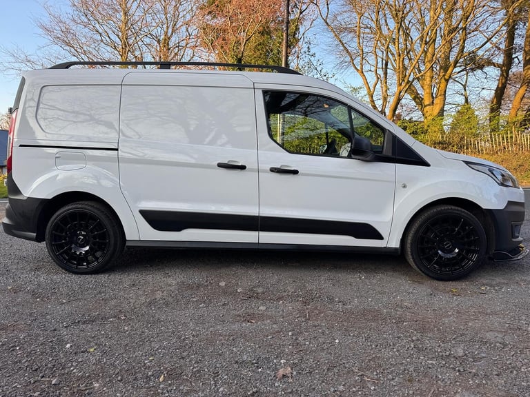 Ford Transit Connect 5 Seat Crewvan, Kombi .A/C, MSRT alloys, EU6