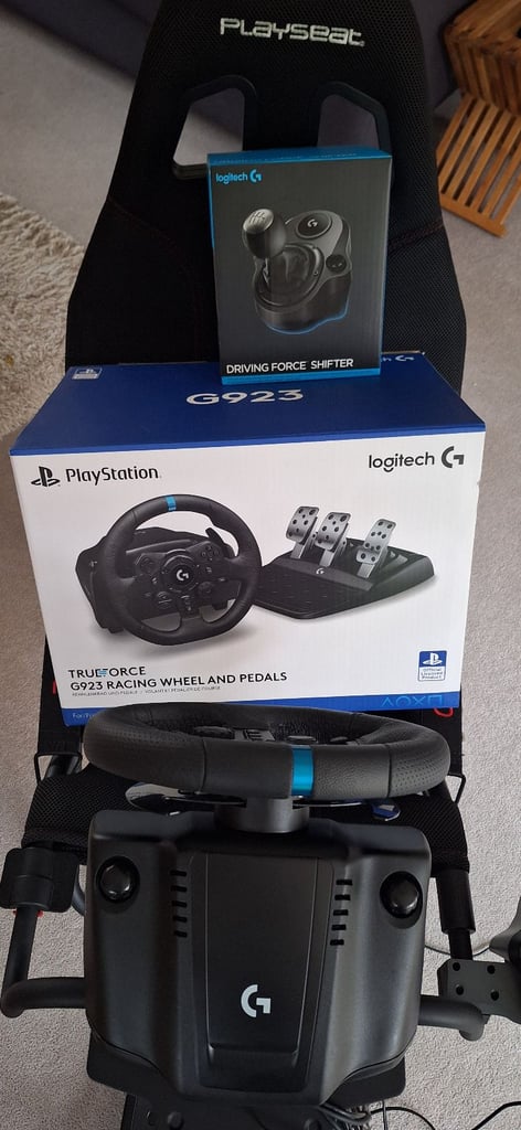 Complete PS5/PS4 driving simulator. 