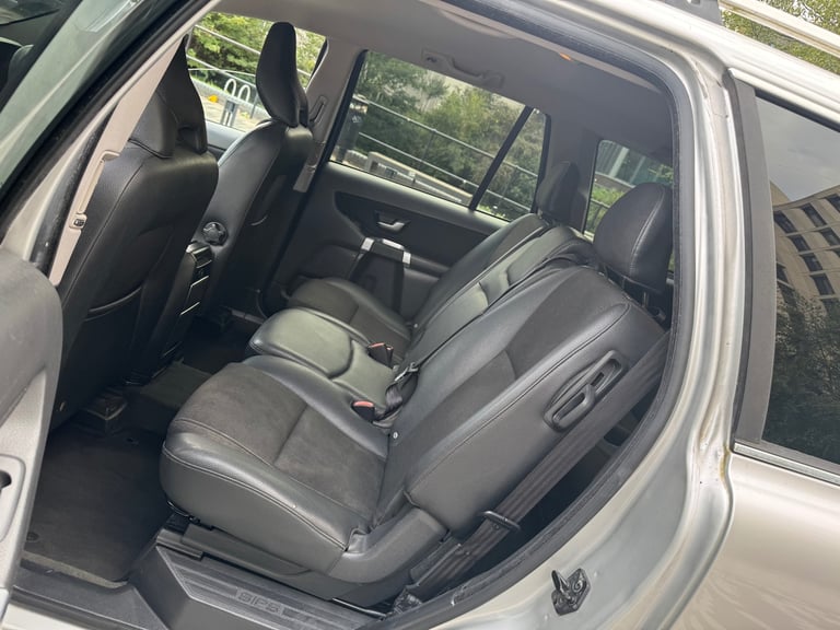 2010 VOLVO XC90 ACTIVE D5  GEARTRONIC AUTO 2.4 DIESEL SILVER 7 SEATER 5DR 