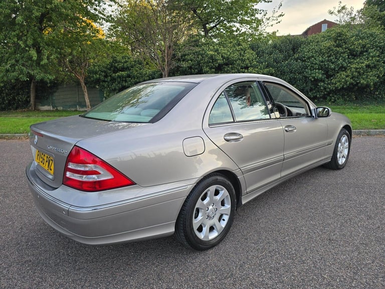 2006 Mercedes-Benz C Class 1.8 C180 Kompressor Elegance SE 4dr SALOON Petrol Automatic