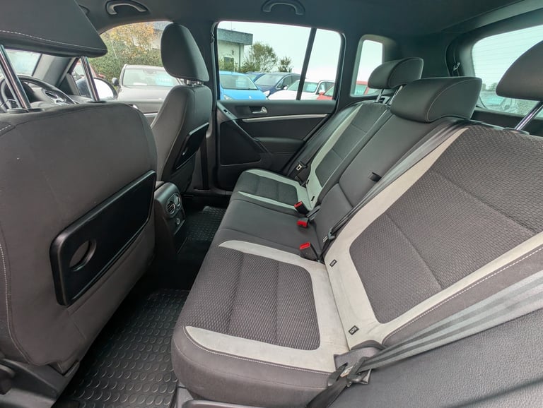 VOLKSWAGEN TIGUAN 2.0 TDI BlueMotion Tech R-Line 2015