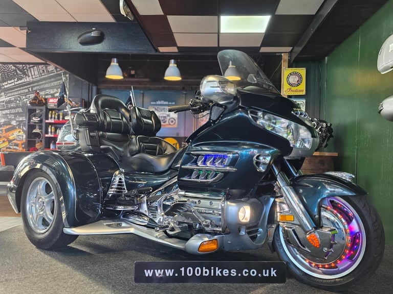 HONDA GL1800 GOLDWING CHAMPION TRIKE 