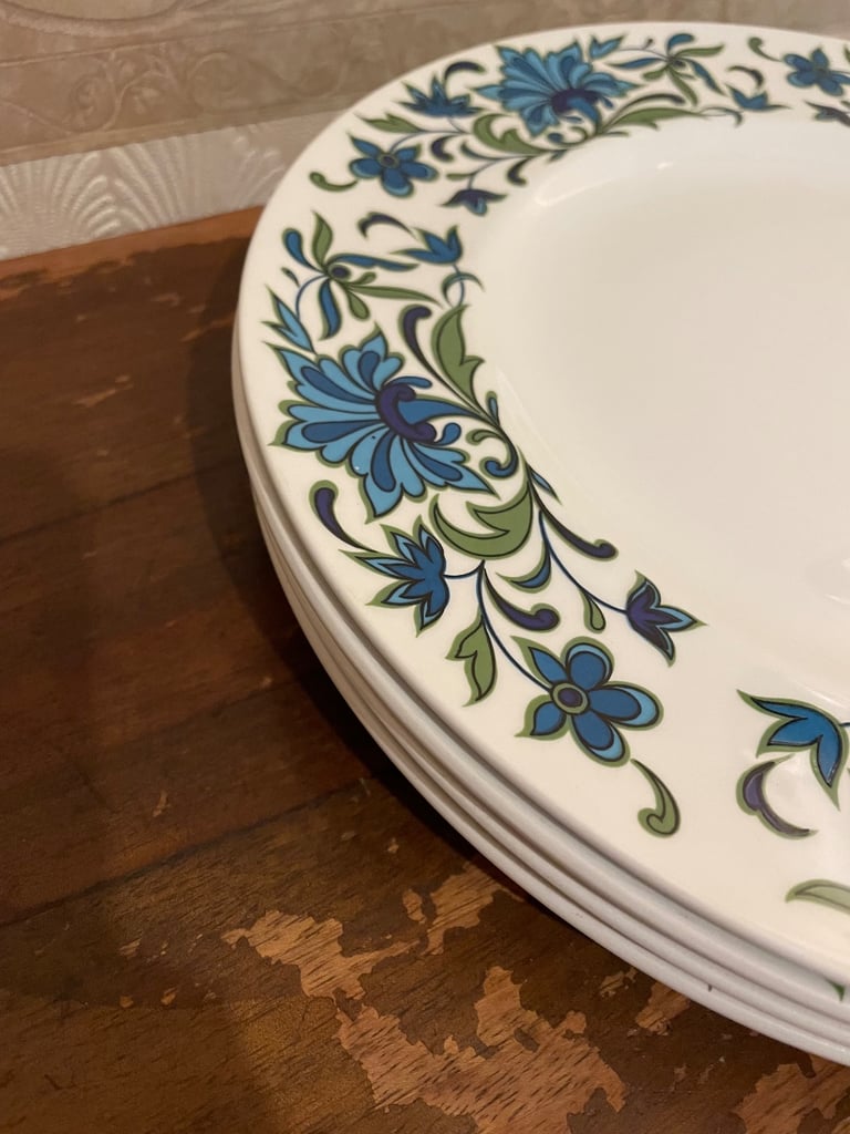 image for Vintage dinner plates (FREE)