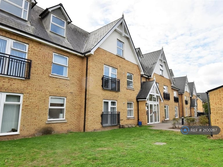 Studio flat in Tanners Close, Crayford, Dartford, DA1 (2100267) in