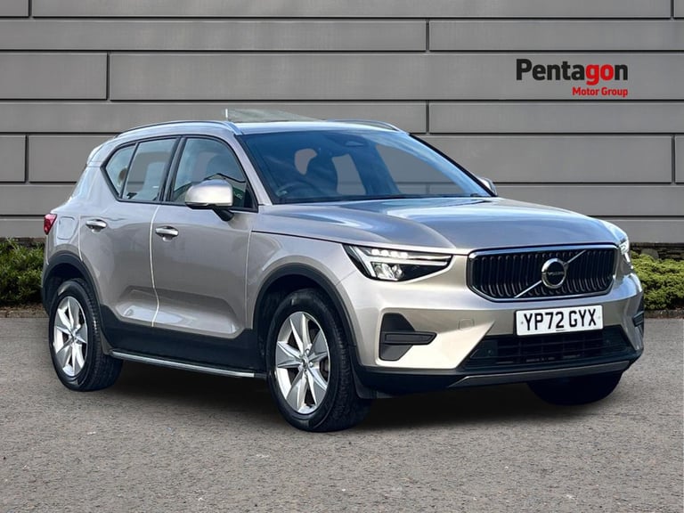 image for  Volvo Xc40 2.0 B3 Mhev Core Suv 5dr Petrol Hybrid Dct Auto Euro 6 s/s 163 Ps