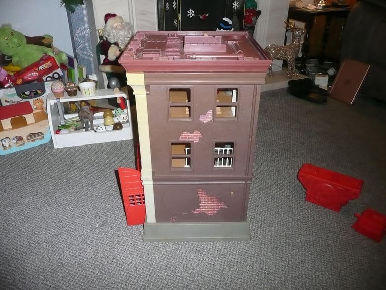 Original Ghostbusters Fire Station