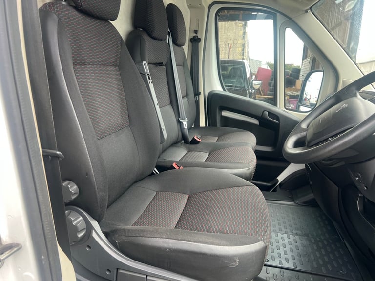 2021 Peugeot Boxer 2.2 BlueHDi H2 Professional Van 140ps PANEL VAN Diesel Manual