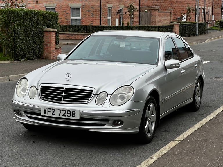 Mercedes-Benz, E CLASS, 2004, Semi-Auto, 3222 (cc)