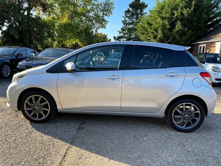 TOYOTA YARIS 1.3 Dual VVT-i Trend 2012