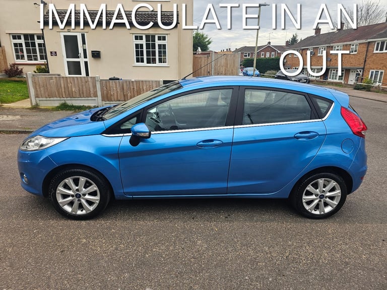 fiesta 1.4 zetec 2key SERV HIS NEW CLUTCH AN CAMBELT DRIVES PERFECT IMMACULATE 