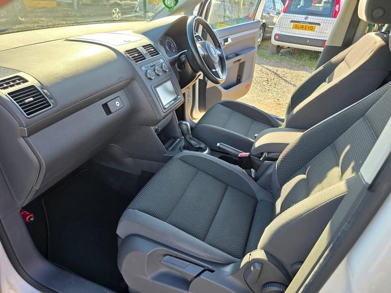 2014 Volkswagen Touran 1.4 TSI BlueMotion Tech SEL DSG Euro 6 (s/s) 5dr MPV Petrol Automatic