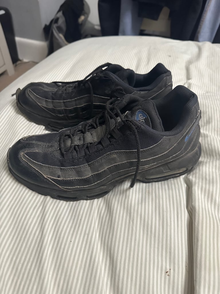 image for Nike air max 95 very used 