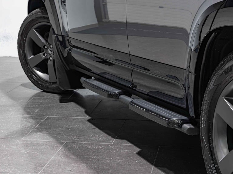  Land Rover Defender 110 3.0 D300 MHEV X-Dynamic HSE Hard Top SUV Auto 4WD MWB Euro 6 (s/s) 5dr D...