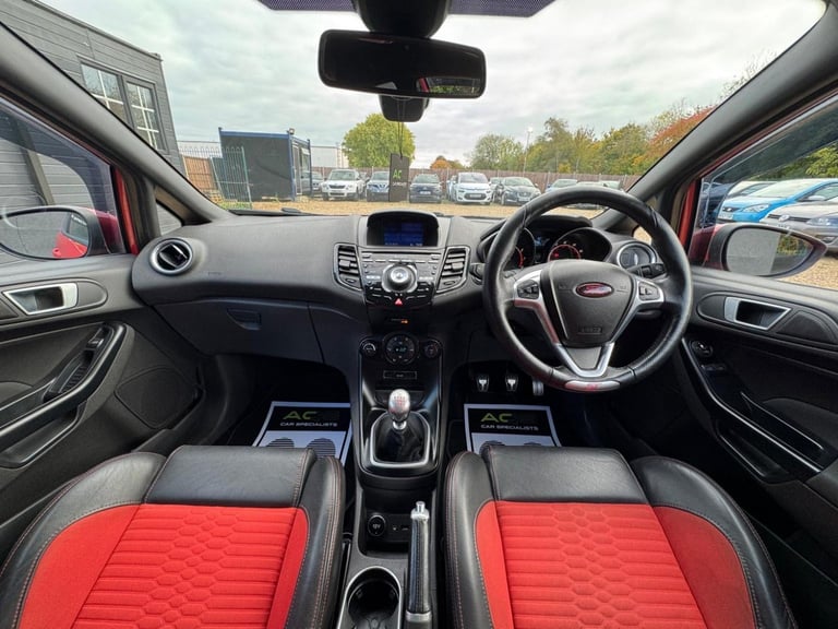 FORD FIESTA 1.6T EcoBoost ST-3 Euro 5 (s/s) 3dr 2014