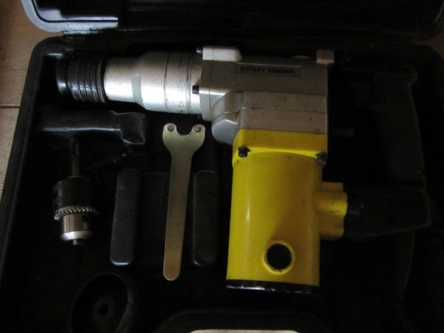 image for AmTech Heavy Duty Rotary Hammer Drill Corded - Collection from Burnham SL1 area