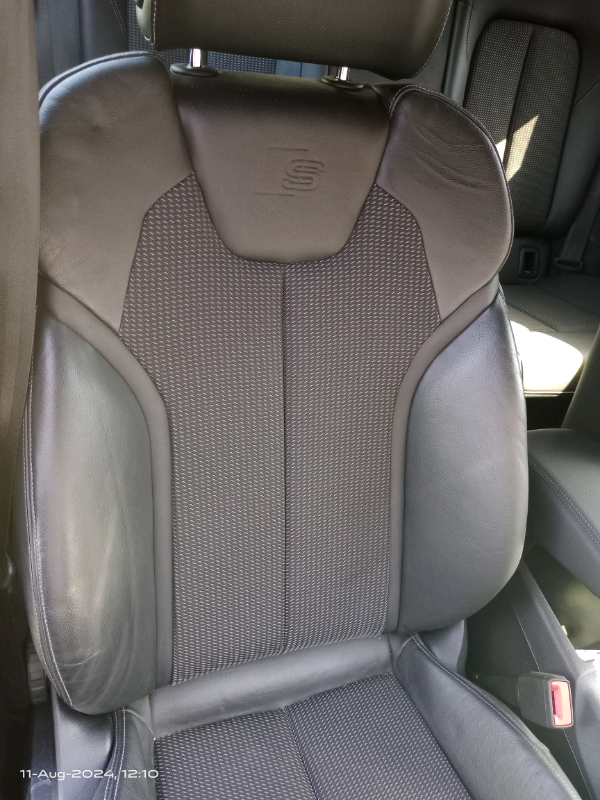 Audi 2024 Q2 S LINE BLACK SUV 1.5 35 TFSI