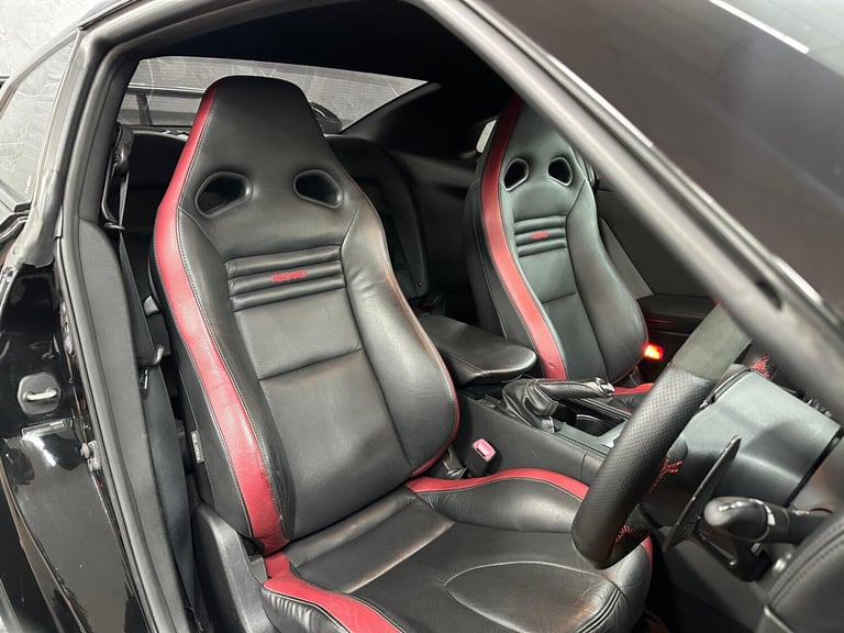 2011 NISSAN GT-R 3.8 PREMIUM EDITION AUTO STAGE 4.25 DBA TITANIUM EXHAUSTS