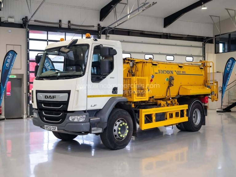 DAF TRUCKS LF260, Econ Twin Chamber Augered Hot Box, 360° Rotating Beacons, A/C