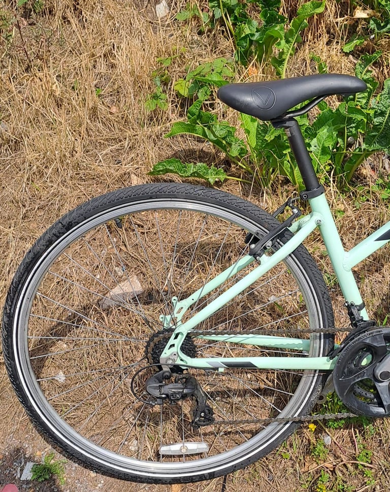 Lovely Manhattan hybrid lightweight aluminium frame townbike 