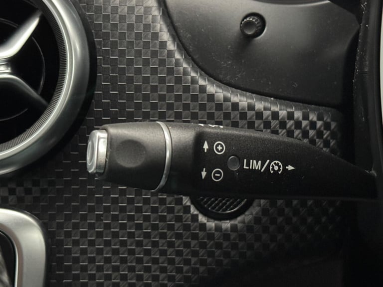 2016 Mercedes-Benz A-Class 2.1 A200d Sport (Premium) 7G-DCT Euro 6 (s/s) 5dr HATCHBACK Diesel Aut...