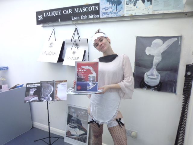 A NON-PROFESSIONAL FEMALE MODEL required for A BOOK PROMOTION