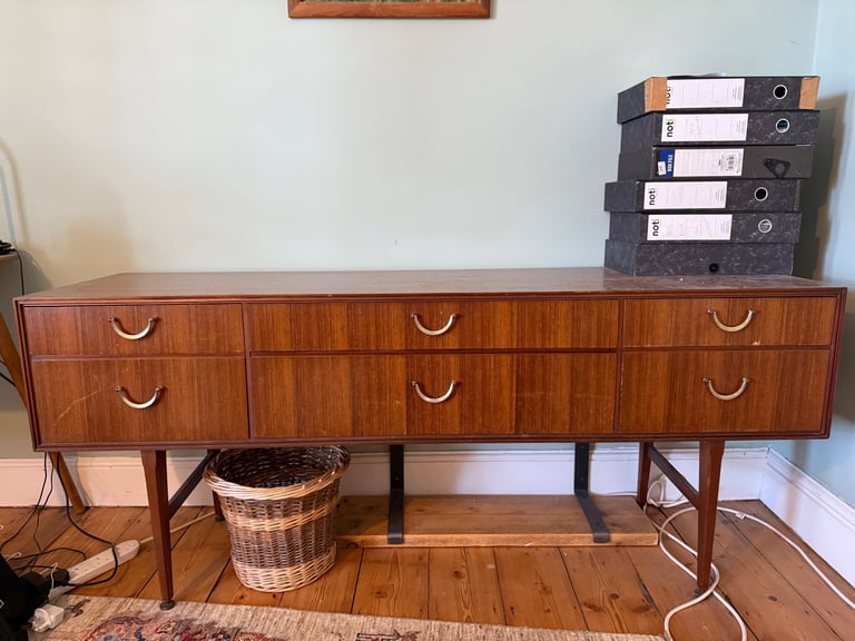 Beautiful Mid Century Sideboard with drawers
