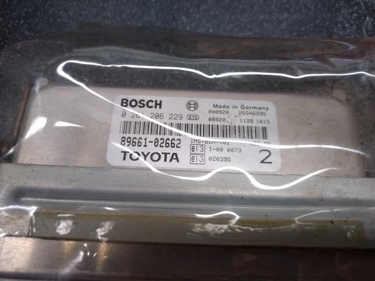 *** FOR SALE *** Toyota ECU. Removed from my 2001 Toyota Corolla. 