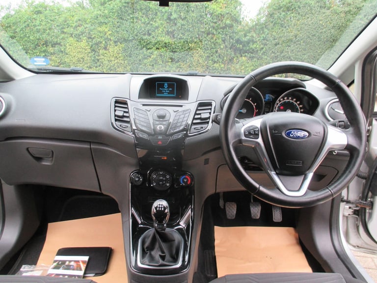 2014 Ford Fiesta 1.25 Zetec Euro 5 5dr HATCHBACK Petrol Manual