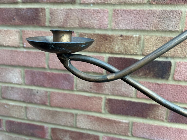 Candle holder
