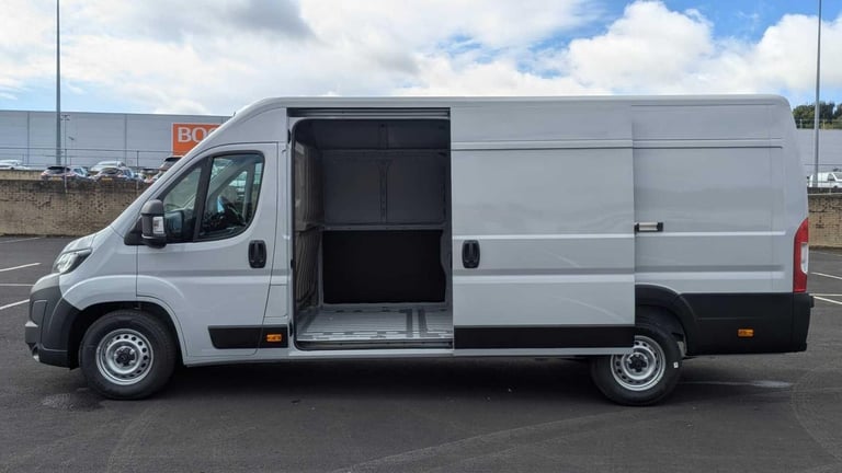 September 2025 Citroën Relay 2.2 Blue HDi (140) L4 H2