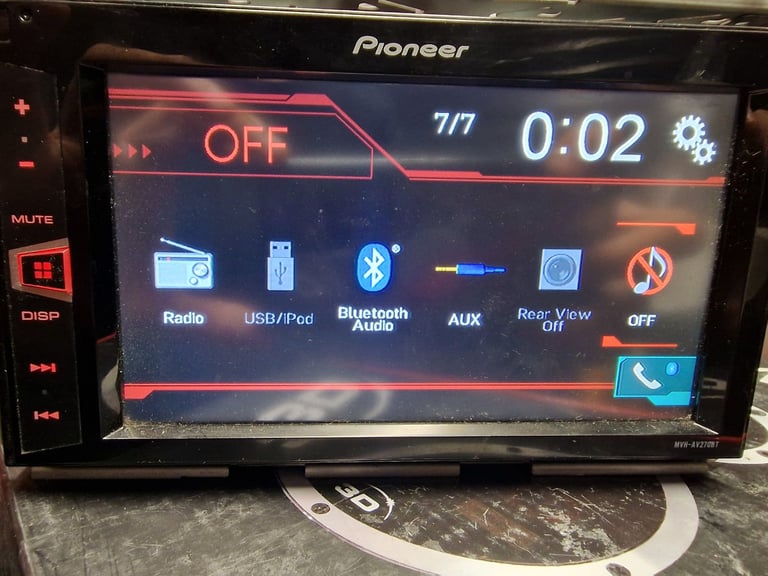PIONEER MVH - AV270BT STEREO