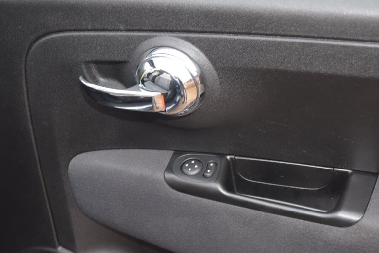  Fiat 500 1.2 Lounge Petrol