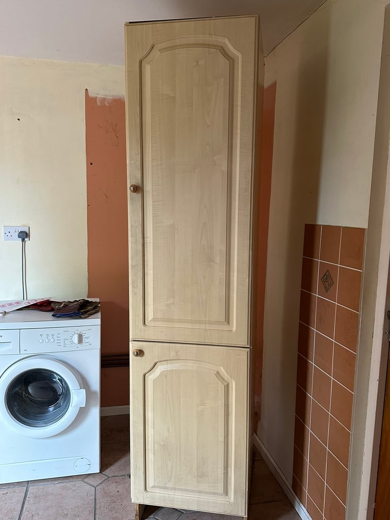 Kitchen Cupboards available to collect 