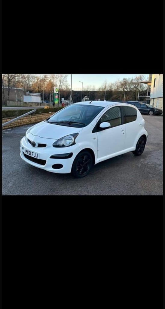 image for Toyota, AYGO, Hatchback, 2011, Manual, 998 (cc), 5 doors