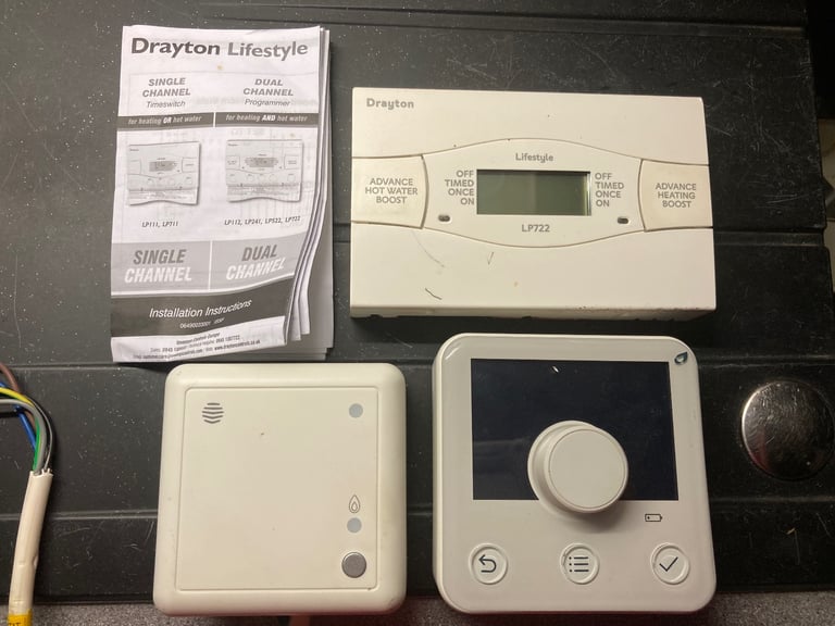 image for Central Heating Controller, wireless thermostat and control box