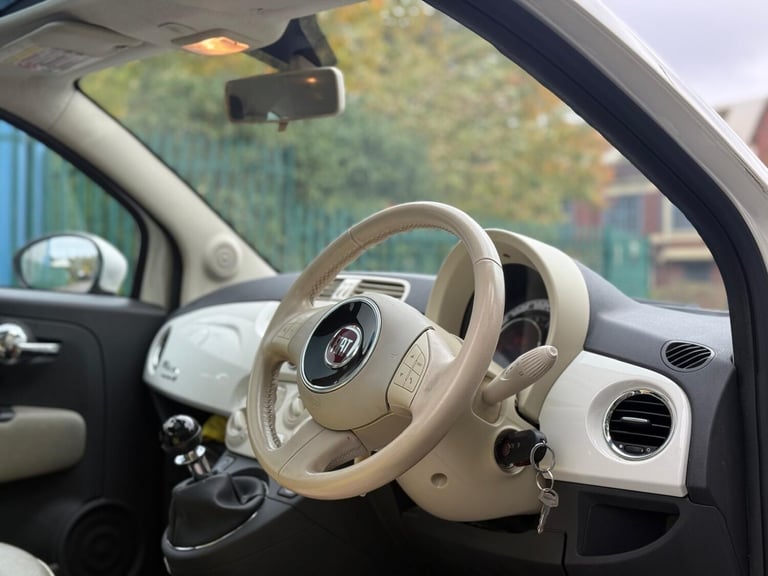 2009 Fiat 500 1.2 Lounge Euro 5 (s/s) 3dr HATCHBACK Petrol Manual