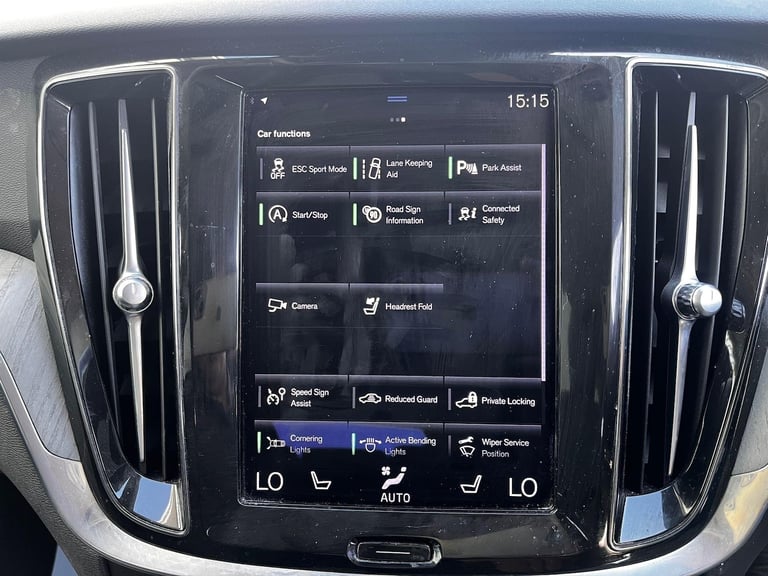 2021 Volvo V60 Cross Country 2.0 B4 MHEV Auto AWD Euro 6 (s/s) 5dr ESTATE Diesel/Electric Hybrid ...