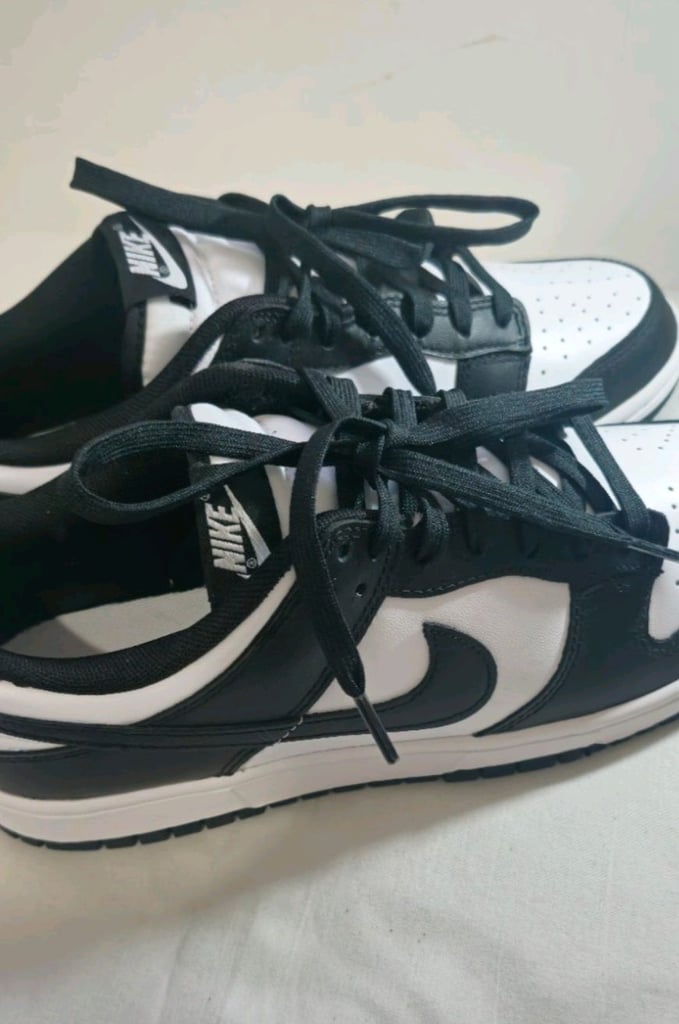 Nike Dunk Low Panda