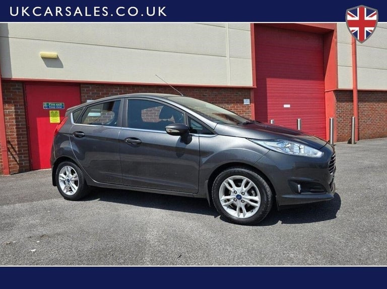 image for 2017 Ford Fiesta 1.25 Zetec Euro 6 5dr HATCHBACK Petrol Manual