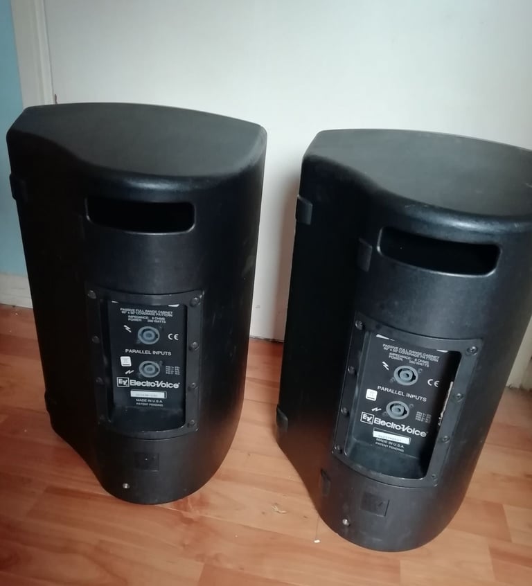 Pair of EV ZX1-90 PA Speakers  £120