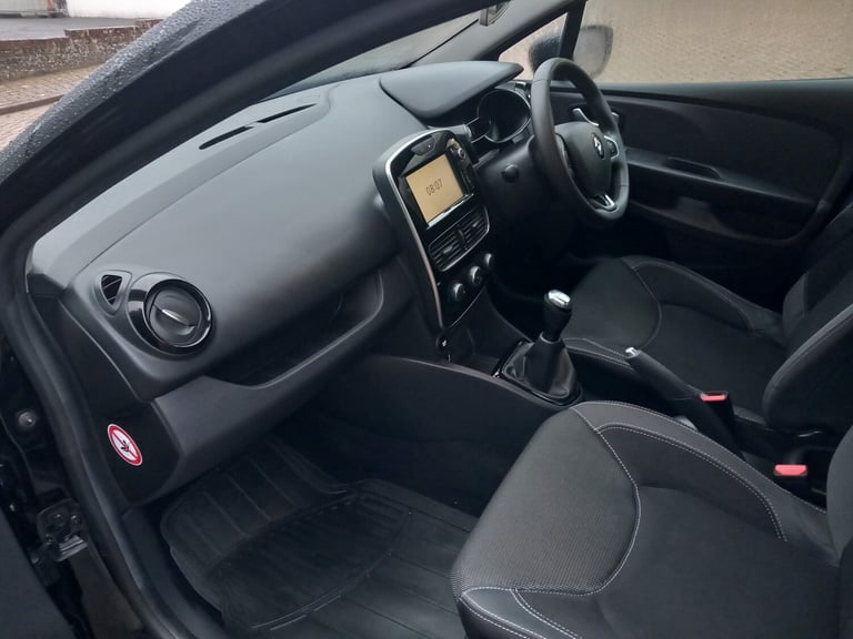 2017 Renault Clio 1.5 dCi Dynamique Nav Hatchback 5dr Diesel Manual Euro 6