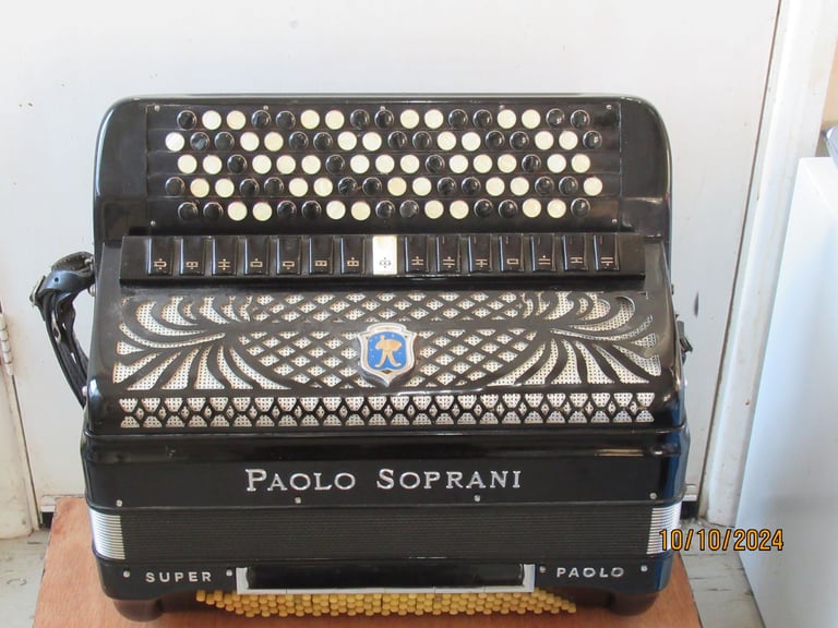 PAOLO SOPRANI CHROMATIC BUTTON ACCORDION