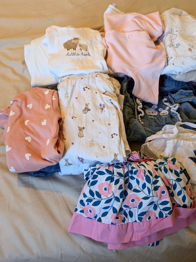 Baby clothes bundle - full bag 