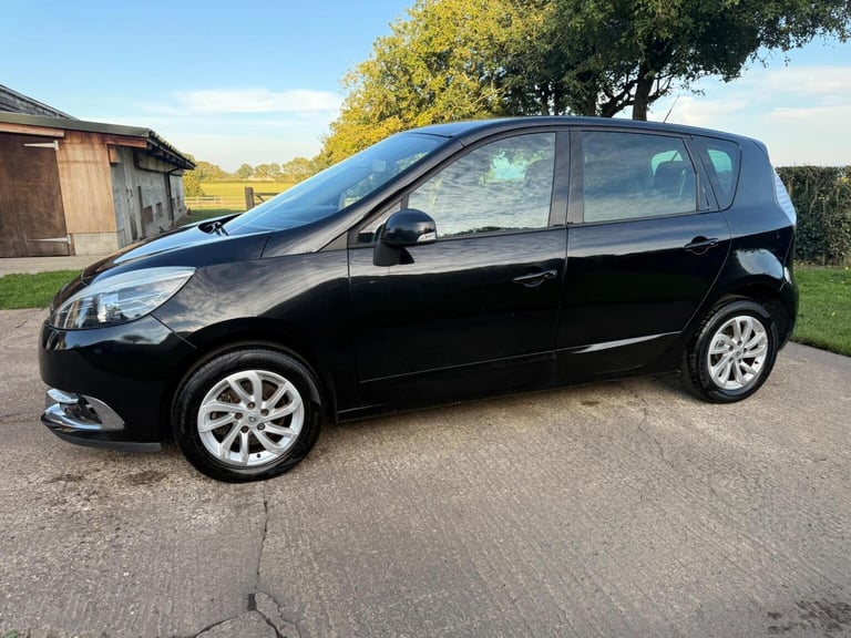RENAULT SCENIC 1.5 dCi ENERGY Dynamique TomTom Euro 5 (s/s) 5dr 2014