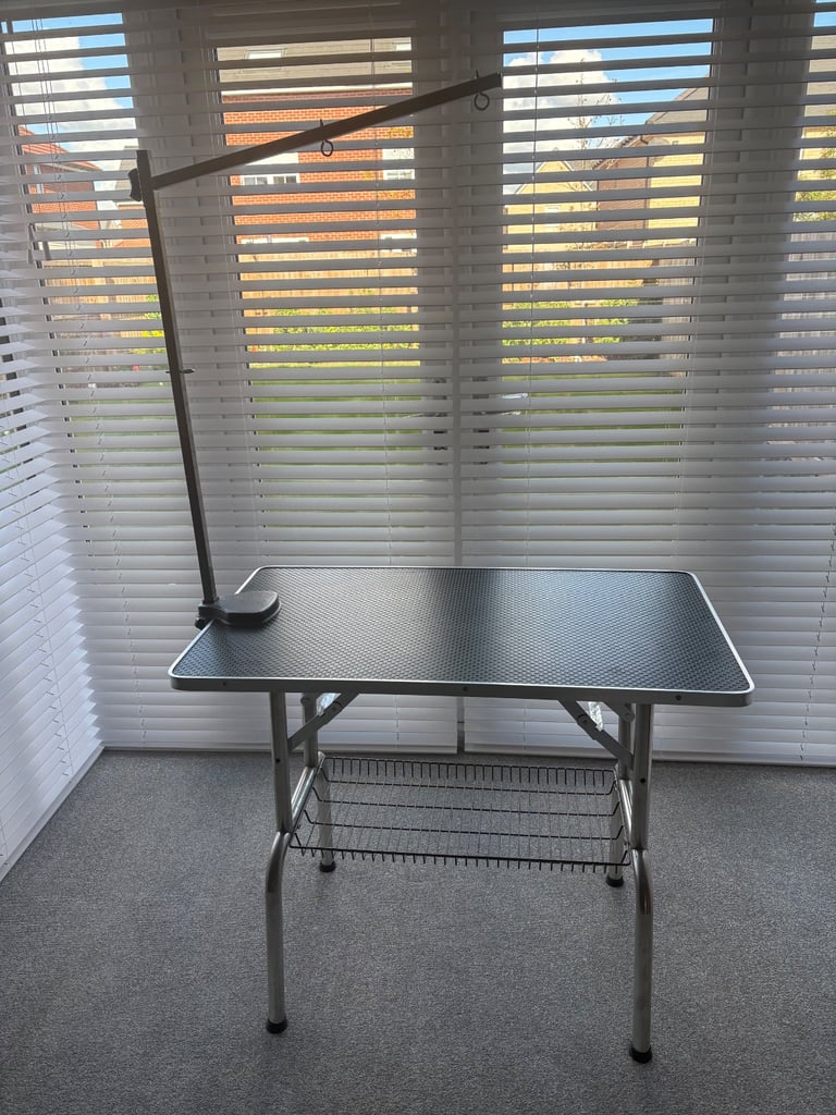 Dog Grooming Table