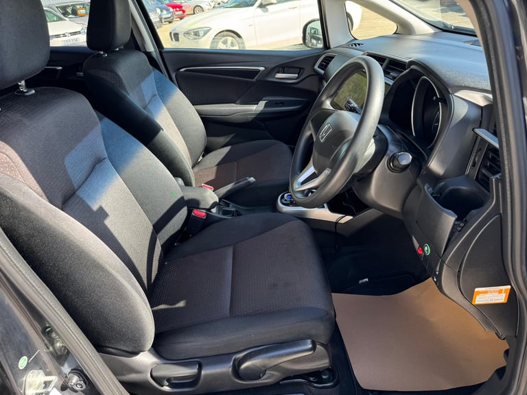 2014 Honda Fit JAZZ 1.5 HYBRID Hatchback Petrol/Electric Hybrid Automatic