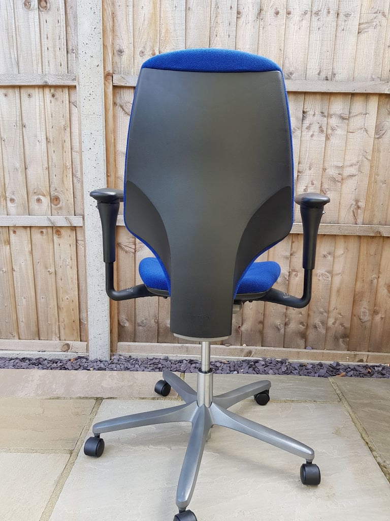 Orthopaedic desk chair