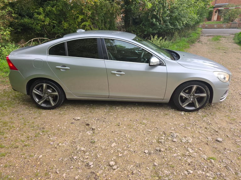 Volvo, S60, Saloon, 2011, Manual, 1560 (cc), 4 doors